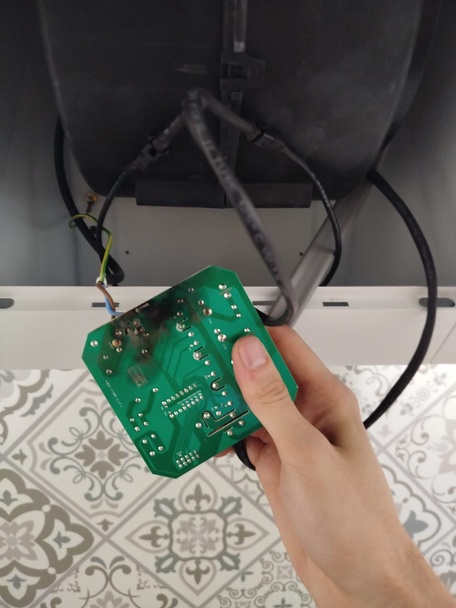 Важно следить за электросистемой вашего дома